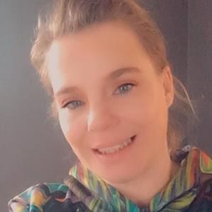 Meet your Posher, Roxanne